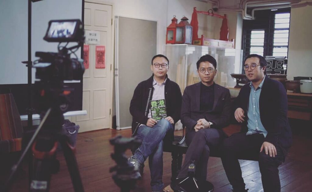 在現代都市化與信仰多元化的背景下,宗教團體如何推動社會服務、如何面對挑戰並獲取信任,成為一個值得深思的課題。對此,《同悅》採訪了香港學者潘啟聰博士,他以香港為例,探討佛教團體如何在多元化社會中實踐慈善工作,並分享了他最新研究的心得與觀點。