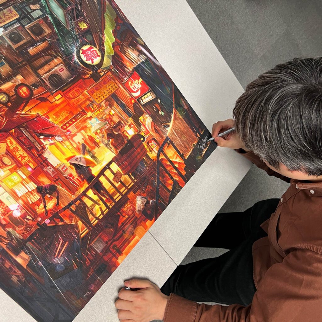 歐陽俊禧(阿禧)不僅是一位資深的插畫師、動畫及遊戲前期設計師,更是香港插畫師協會的會長,致力於推動本地插畫文化的發展。從孩童時期受動漫啟發,到如今站在業界前線,他的藝術旅程是一場充滿熱情與堅持的探索。