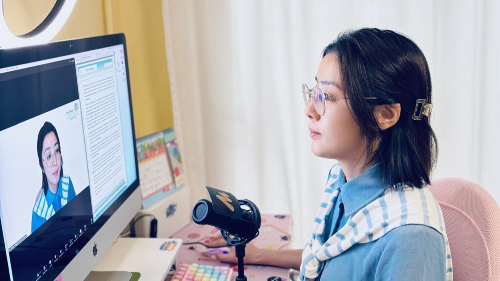 在後疫情時代,線上教育已成為學習的一部分。Ms. Debby作為一名英語導師,在疫情期間透過Zoom教學,積累了豐富的經驗。這次專訪,她與我們分享了線上教學的挑戰與機遇,以及未來可能的方向。