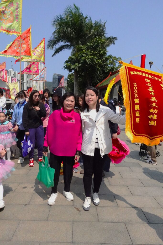 在節奏急促、競爭激烈的香港社會中,幼兒教育常被視為孩子學習旅程的起點,也是邁向成功的第一步。許多家長希望孩子「贏在起跑線」,卻也讓孩子在學齡前便陷入壓力與追趕的環境中。那麼,在這樣的氛圍下,我們還能否為孩子保留一份學習的純真與自由?