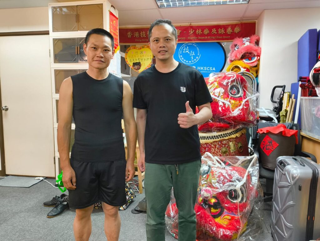 在武術電影的洗禮下,許多人的童年都曾懷抱一個英雄夢。對現今黃飛鴻第六代傳人——林智健師傅而言,這份夢想不僅沒有隨時間淡去,反而在現實中逐步發芽、茁壯,最終成為他人生中最堅定的信念與一生追求的使命。