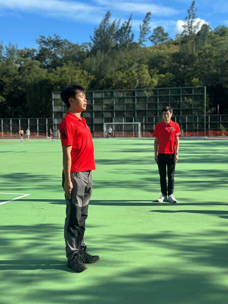 對一些人來說,「重啟」是一個遙不可及的夢;但對鄭偉軒Anson和他的團隊來說,這是一個可以實現的行動。2025年9月,一項名為《重啟生命的計劃》正式展開,這不僅是一個為期兩年的訓練項目,更是一場關於希望、改變與共融的生命旅程。由基督教新生協會與香港守望者服務團合辦,計劃邀請來自不同背景的人,包括完成戒毒的弟兄,透過紀律訓練、社區服務與同行支持,重新找回人生的方向與尊嚴。這不是一場單純的復康計劃,而是一個讓人從「被看見」走向「能守望」的真實故事。