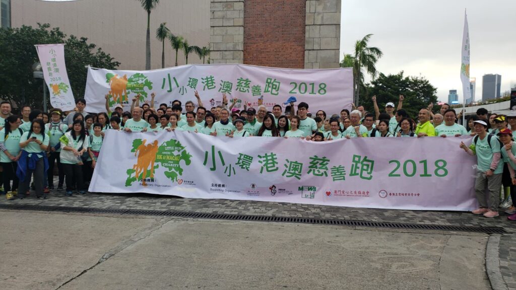 在人生的不同階段,每個人都在尋找自己的位置。而譚志強,這位曾任職超過三十七年的資深社工,退休後卻沒有選擇安逸,而是用一步一步的腳印,踏出一條屬於自己的黃金人生跑道。