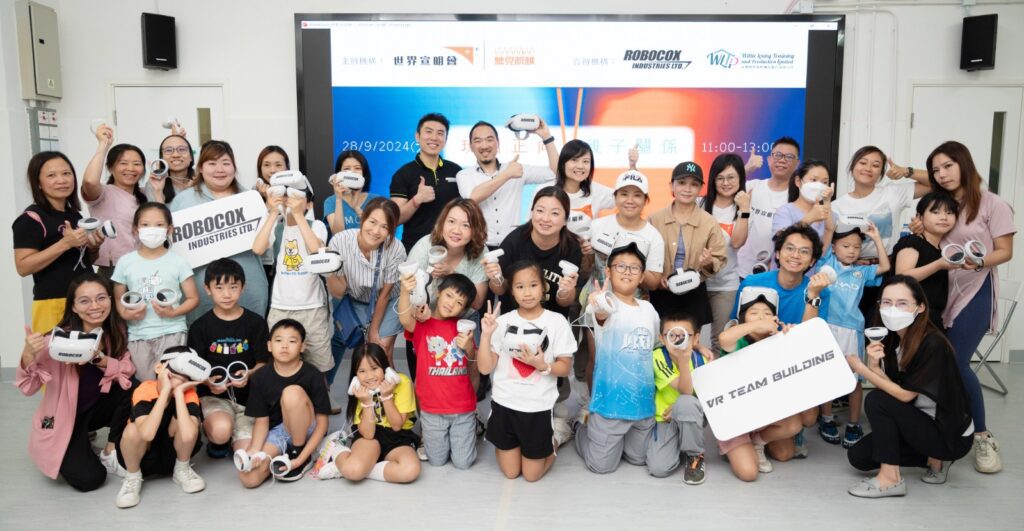 「如果今天他沒有上課，不論原因，就算是去生日會，我們也會安排補課或退還學費。因為我們不是在賺他那天的錢，而是在幫他成長。」這句話，來自梁偉樂先生（Willie），一位用教育點亮人心的實踐者。