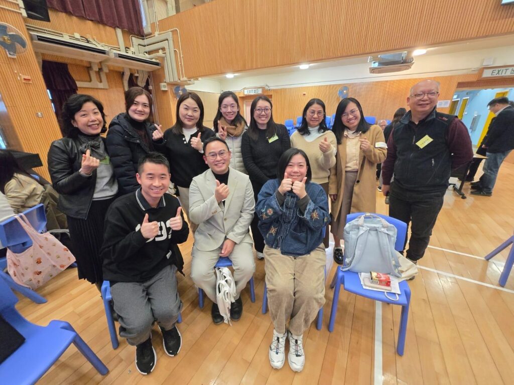 充實的一天 —— 關關難過關關過,處處無路處處路。上個週末十分忙碌,為不同的公務和進修,奔波於不同的區域。早上前往鑽石山,下午趕至愛蝶灣,晚上抵達觀塘,雖然繁忙,但仍然能在生活中感到一點「甜」,開心又感恩。