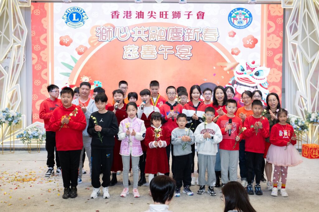 腦之家｜營運總監｜周家儀Anita在訪問中談到的，不是什麼高深理論，也不是一套華麗口號。她更在意的是：把「腦」這件事講到夠清楚、夠生活化，讓家長聽得懂，回到家也真的做得到。二十多年來，她跟隨郭文玉博士學習、在不同地方累積經驗，從腦部訓練到家長教育、從評估到講座，做的始終是同一件事——把孩子的狀態看明白，把方法用得踏實，讓家庭少一點硬撐，多一點有效的改變。