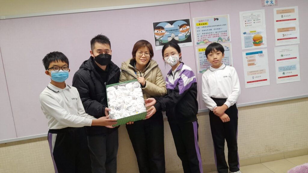 「香港學校義工節 」提供不同的活動,讓孩子從不同角度探索世界、培養同理心,並在親身體驗中體會助人的喜悅與成就感。