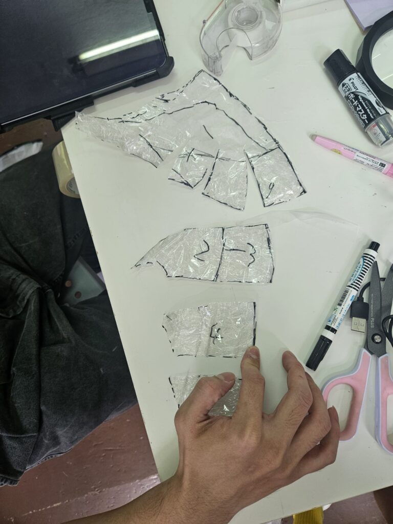 一束被剪下來的頭髮,很多時候只會落在地上,被掃走、被丟棄;但在袁宜聰Alex眼中,它也可以被好好接住,變成一份能夠落到實處的祝福。這次專訪,我們跟著他走進「髮現愛」的構想:不只為有需要的人製作真髮假髮,更要在香港重新建立一套清楚、可信、可持續的捐髮方式,讓善意不再靠運氣與熱潮,而是變成每個人都做得到的日常選擇。