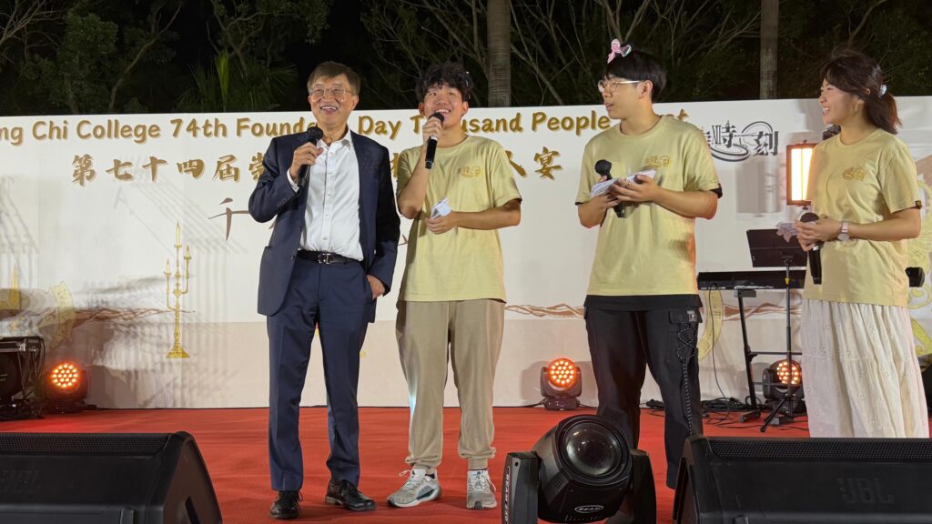 有些故事，並不是從掌聲開始，而是從一個人最無助的時刻開始：一場突如其來的工業意外、一宗震動社會的災難、一段疫情過後仍未痊癒的傷痛，又或是一個被中介借貸逼到牆角的選擇。劉嘉華律師多年來處理的，正是這些「表面已經過去、人生卻仍在承受」的案件，他在法庭上替人爭取的不只是賠償數字，更是一句能夠說服自己、也能讓家人繼續向前的公道。這次專訪，我們從他的成長說起，走進他最深刻的社會事件案件、SARS相關訴訟與醫療個案，看見一位法律人如何用專業與耐心，把條文背後的重量，穩穩接住。