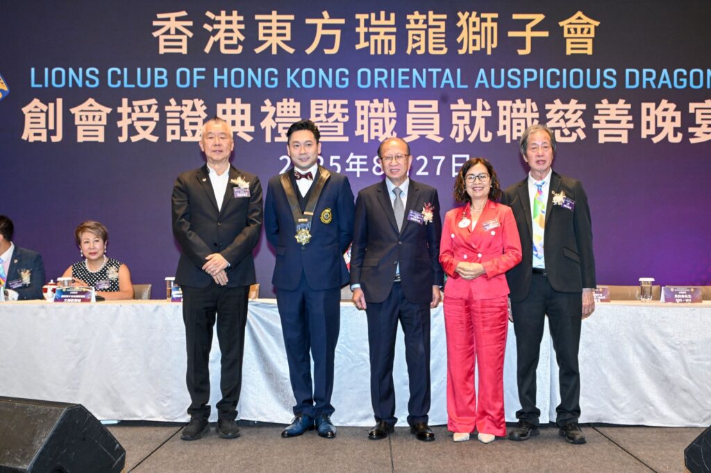 有些人做公益，靠的是一時熱血；也有人把公益活成一種習慣——不張揚、不講排場，但每一步都落在最需要的地方。這次專訪，我們走近香港東方瑞龍獅子會創會會長葉文龍師傅：從支援基層孩子走上舞台找回自信、到醫療車義診送藥的長線陪伴；從帶邊緣青少年在運動中學會自律與自保、到在突發事件中走到前線煮飯送餐。葉文龍師傅相信，社會的缺口不會只靠某一種力量補上；真正能撐起城市溫度的，是一群人願意持續把時間、資源與雙手交出來——讓善意不止停留在口號，而是具體地抵達每一個需要被看見的人。