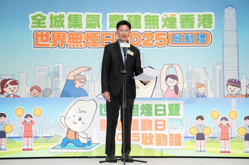 控煙,表面上是一條條法例、一組組數字、一項項公共衞生政策;但在香港吸煙與健康委員會 湯修齊主席 眼中,它首先是一場關於成長環境的守護。從家庭裡一句「不要吸煙」的提醒,到校園中對電子煙的警覺;從家長問卷調查,到推動政策落實,他多年來走在教育、醫療與社會倡議之間,關心的始終是同一件事:如何讓下一代遠離煙害,在更健康的環境中長大。