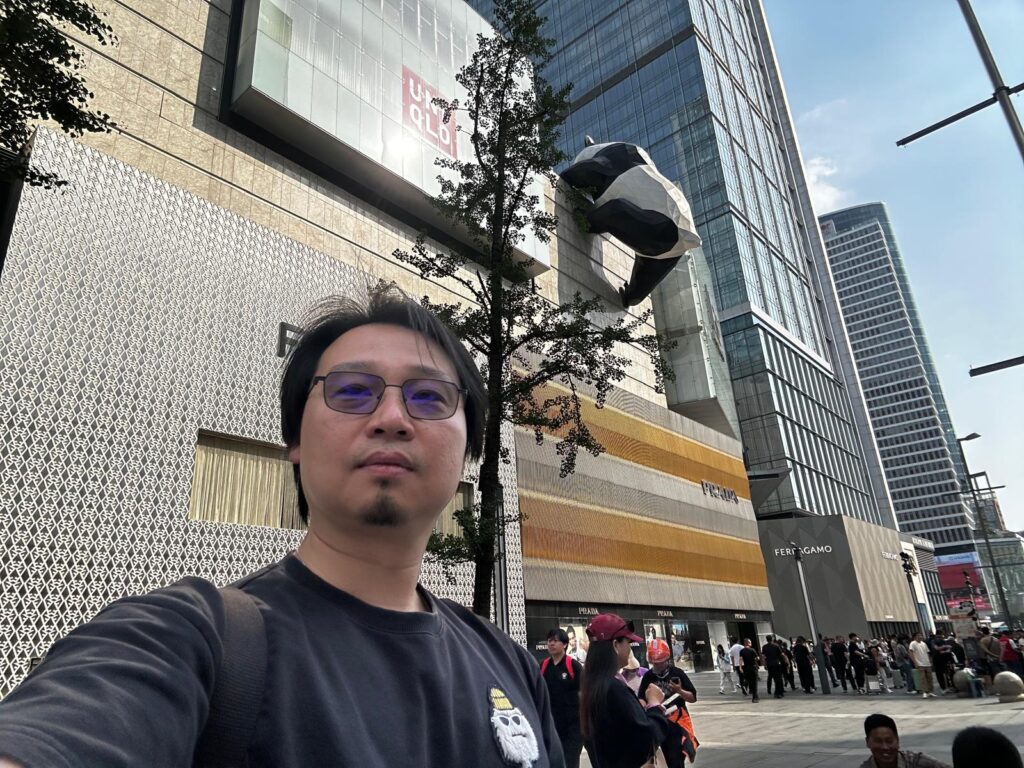 談起教育理念,中華基督教會基慈小學 葉昌銳校長沒有先談成績,也沒有急於談升中派位。他更關心的是:孩子長大後,能否以正向態度面對人生,能否找到自己喜歡並願意投入的方向,能否把自己的能力用在家庭、社會和身邊的人身上。在他眼中,小學階段不是用分數過早定勝負的地方。