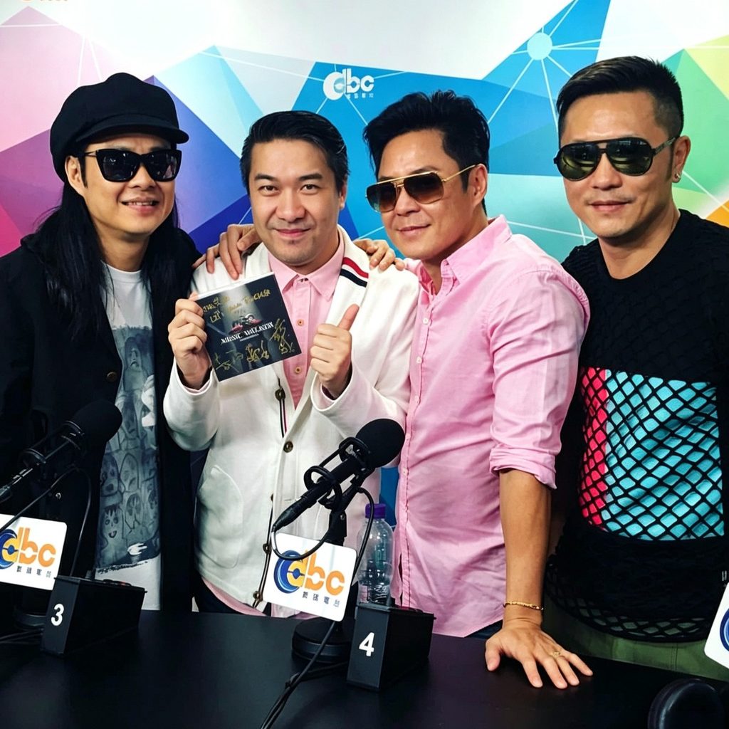 艾倫Allen畢業於香港演藝學院。回望二十多年媒體路,他笑言自己沒有只停留在一個崗位:電影、電視、唱片、公關、雜誌、廣告策劃、活動製作,他都曾經參與。這些經驗看似分散,卻慢慢成為他日後教學和培育年輕人的基礎。畢業初期,香港電影業正處於低潮,機會不多。Allen於是走進廣告公司開始學習,再跟隨前輩接觸不同類型的項目。拍攝、設計、平面、活動、宣傳,他都要懂一點,也要做得快、做得準。這段日子訓練了他的應變力,也讓他明白,媒體工作從來不是單一技能,而是一套完整的思考和執行能力。