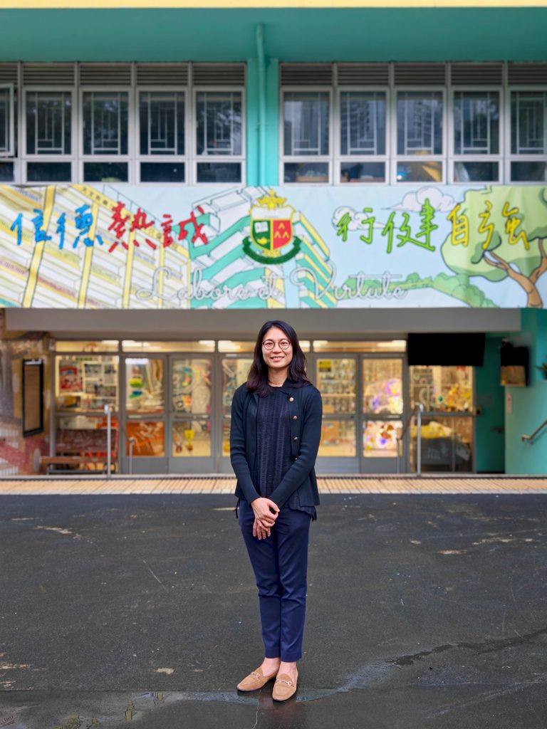 張振興伉儷書院 魏語然校長走上教育路,最初是因為中學時代曾被老師深深影響。她坦言,自己當年選擇教體育,除了想成為老師,也因為覺得體育科有一種特別的空間:不用只圍繞分數,不必在沉重的學業壓力下與學生相處,反而能在球場、跑道、校隊訓練和體育課中,看見學生最真實的一面。