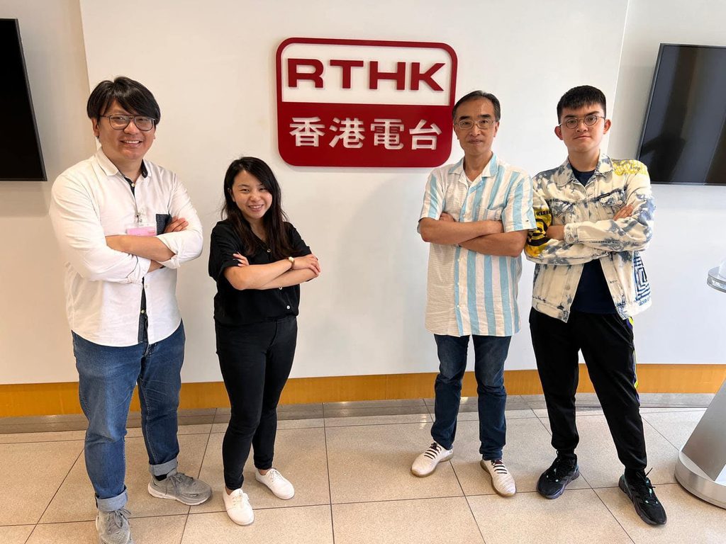 每一個家庭踏上 SEN 照顧之路,都有自己的故事;而曾偉延 Jacob 的故事,始於父親這個身分。因為親身經歷,他明白家長尋找資源時的徬徨,也看見不少基層家庭在照顧壓力下苦苦支撐。這些經驗促使他創辦 OneSEN,希望為 SEN 家庭連結資訊、資源與同行者,讓家長在孩子成長的路上,不必獨自摸索。這是一位父親的生命經歷,也逐漸成為一場由家長出發、走向社會的教育行動。
